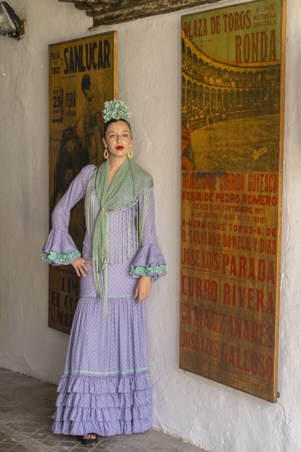 Vestido de flamenca modelo Portada desde la talla 32 hasta la 4