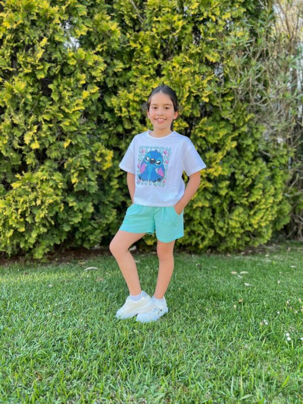 Conjunto camiseta Stitch y pantalón corto turquesa desde 6 hasta 14 años - Imagen 4