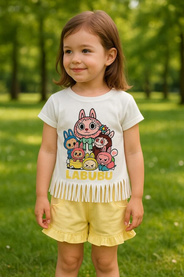 Conjunto camiseta corta Labubu y pantalón amarillo desde 2 años hasta 8 años