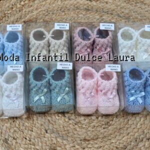 Patucos lazo hecho a mano variedad de colores talla unica
