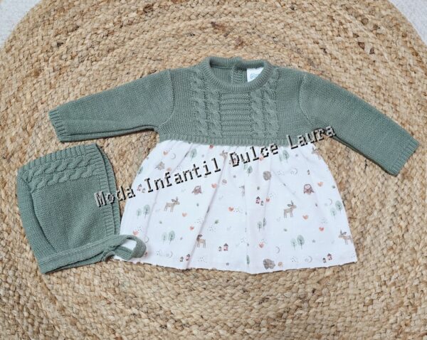 Vestido tela y lana verde hoja dibujos con capota desde 0 meses hasta 12 meses