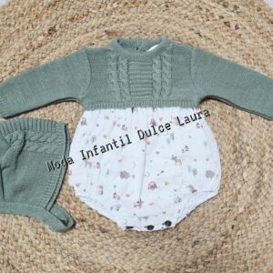 Pelele tela con jersey de punto y capota color verde hoja dibujos estampados desde 0 hasta 12 meses 27136