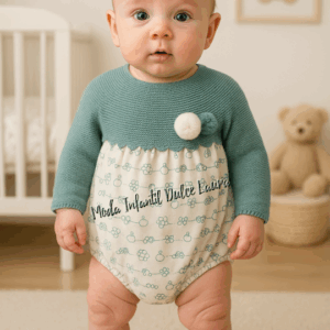Pelele pompón verde y blanco lana y tela desde 1 mes hasta 18 meses