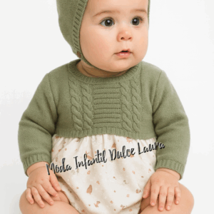 Pelele tela con jersey de punto y capota color verde hoja dibujos estampados desde 0 hasta 12 meses 27136