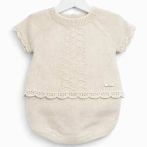 Conjunto hilo color arena ranita desde 0 hasta 12 meses C1110